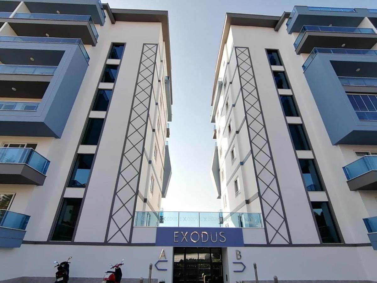 Exodus Apartment *